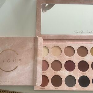 Dominique Transition Palette -NIB